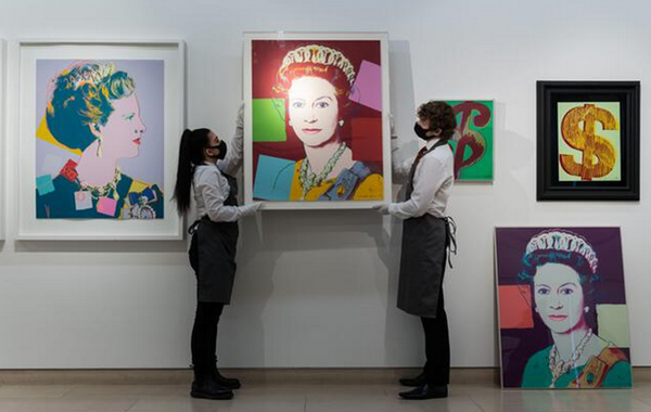 Thieves Blast into Dutch Gallery, Abandon Half of Warhol’s Priceless "Queens" Mid-Heist!